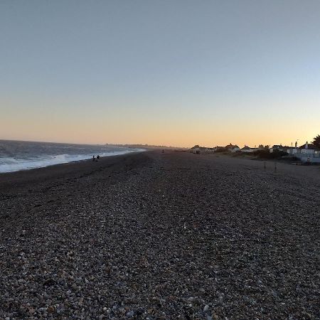 Superior 6 Berth Holiday Home In Suffolk Saxmundham Luaran gambar
